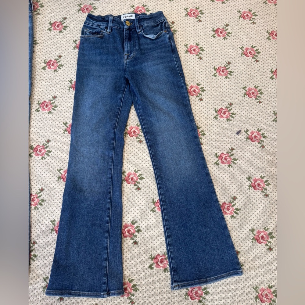 Frame Le Crop Mini Boot Jeans